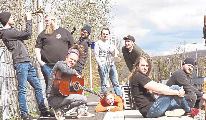 Burning Benni rockt in den Naheauen 2022 08 10 Burning Benni Foto