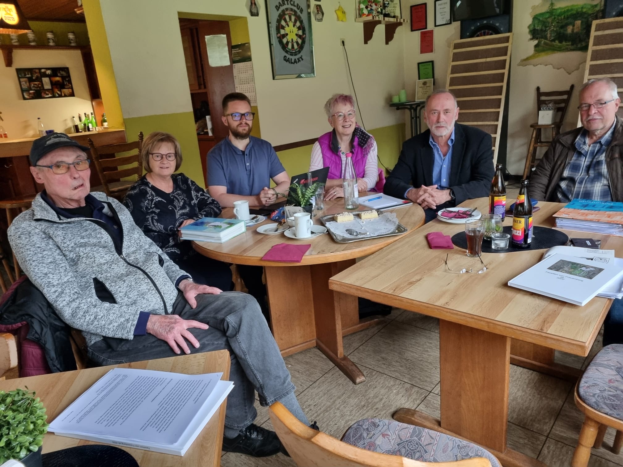 Geschichtsinteressierte treffen sich 2025 04 17 Geschichtstreffen Foto