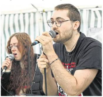 Wet­ter­ka­prio­len dämp­fen Zah­len beim Burg­fest  2026 05 16 Burgfest Foto 2