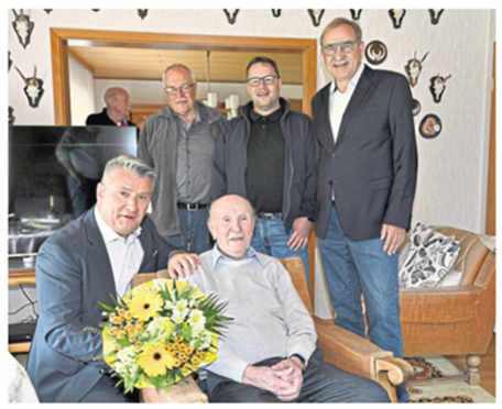 https://frauenberg-nahe.de/wp-content/uploads/2026/05/2026-05-19-Karl-Naeher-102-Foto.png